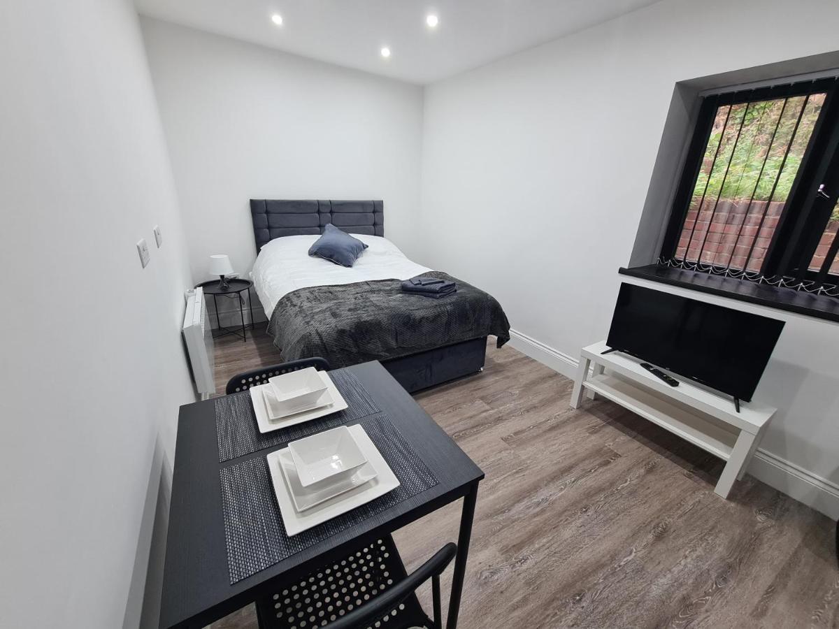 By Bic Legends 4 Apartment *